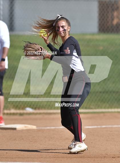 Thumbnail 1 in JSerra Catholic @ Mater Dei photogallery.