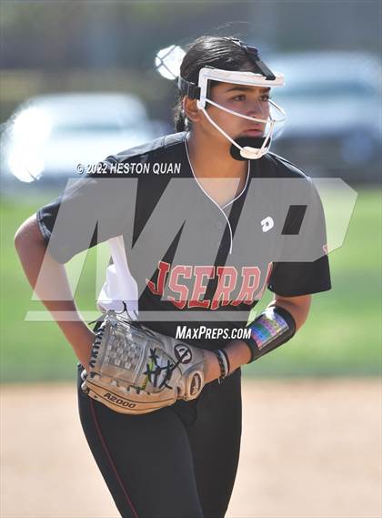 Thumbnail 2 in JSerra Catholic @ Mater Dei photogallery.