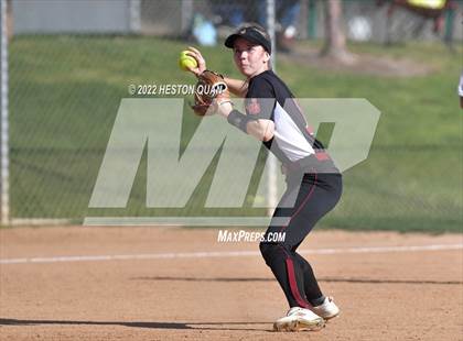 Thumbnail 2 in JSerra Catholic @ Mater Dei photogallery.