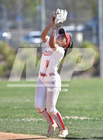 Thumbnail 2 in JSerra Catholic @ Mater Dei photogallery.