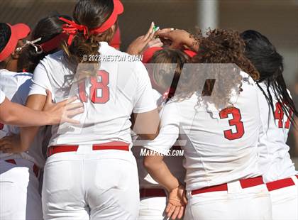 Thumbnail 2 in JSerra Catholic @ Mater Dei photogallery.