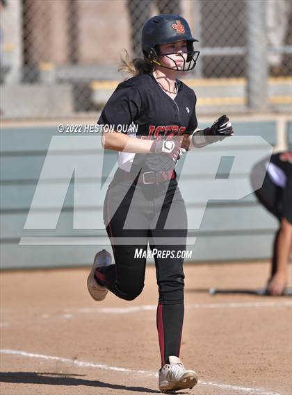 Thumbnail 2 in JSerra Catholic @ Mater Dei photogallery.