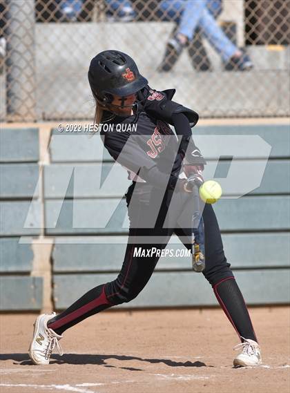 Thumbnail 3 in JSerra Catholic @ Mater Dei photogallery.