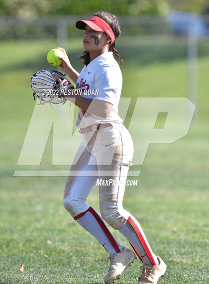 Thumbnail 1 in JSerra Catholic @ Mater Dei photogallery.