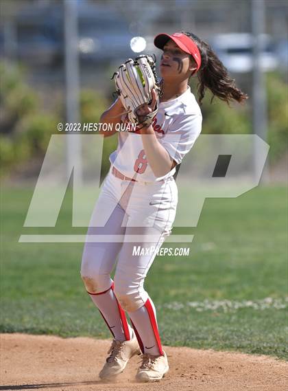 Thumbnail 3 in JSerra Catholic @ Mater Dei photogallery.