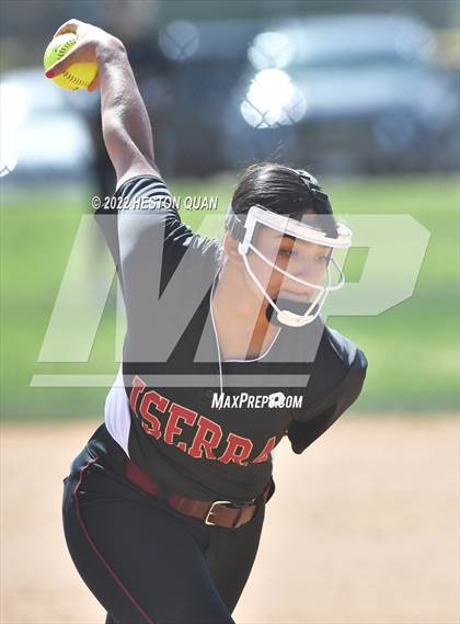 Thumbnail 3 in JSerra Catholic @ Mater Dei photogallery.