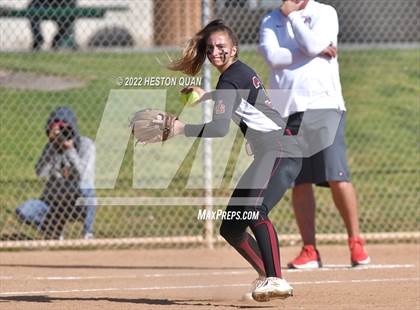 Thumbnail 3 in JSerra Catholic @ Mater Dei photogallery.