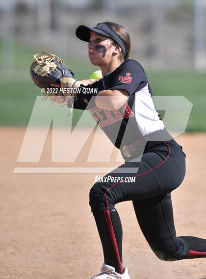 Thumbnail 1 in JSerra Catholic @ Mater Dei photogallery.