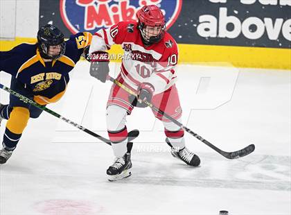 Thumbnail 3 in East Haven vs. Cheshire (CIAC DII Final) photogallery.