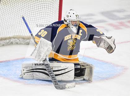 Thumbnail 3 in East Haven vs. Cheshire (CIAC DII Final) photogallery.