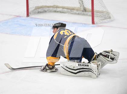 Thumbnail 3 in East Haven vs. Cheshire (CIAC DII Final) photogallery.