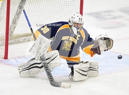 Thumbnail 1 in East Haven vs. Cheshire (CIAC DII Final) photogallery.