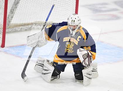 Thumbnail 1 in East Haven vs. Cheshire (CIAC DII Final) photogallery.