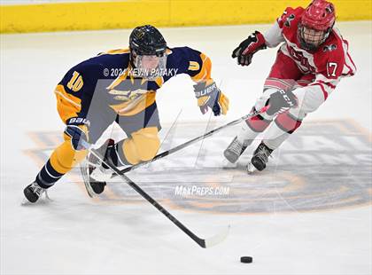 Thumbnail 1 in East Haven vs. Cheshire (CIAC DII Final) photogallery.