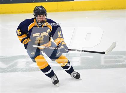Thumbnail 1 in East Haven vs. Cheshire (CIAC DII Final) photogallery.