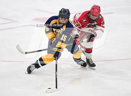 Thumbnail 3 in East Haven vs. Cheshire (CIAC DII Final) photogallery.