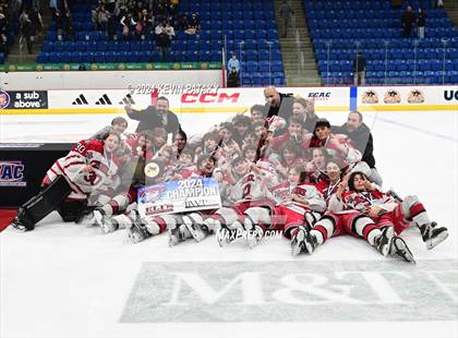 Thumbnail 3 in East Haven vs. Cheshire (CIAC DII Final) photogallery.