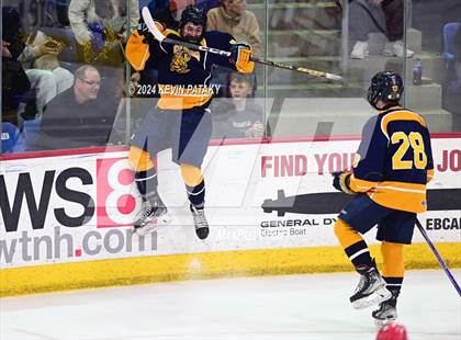 Thumbnail 1 in East Haven vs. Cheshire (CIAC DII Final) photogallery.