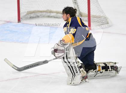 Thumbnail 2 in East Haven vs. Cheshire (CIAC DII Final) photogallery.