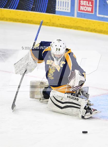 Thumbnail 2 in East Haven vs. Cheshire (CIAC DII Final) photogallery.