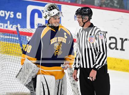 Thumbnail 3 in East Haven vs. Cheshire (CIAC DII Final) photogallery.