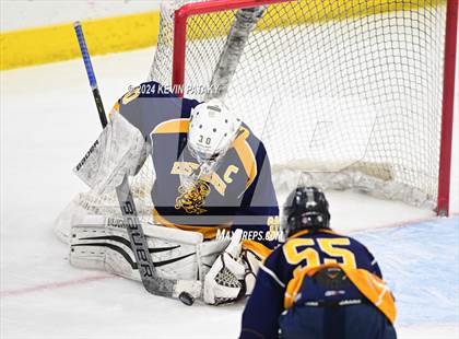 Thumbnail 1 in East Haven vs. Cheshire (CIAC DII Final) photogallery.