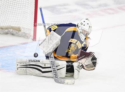 Thumbnail 3 in East Haven vs. Cheshire (CIAC DII Final) photogallery.