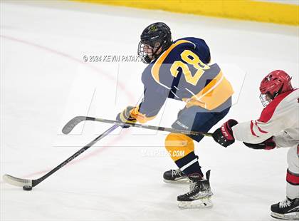Thumbnail 3 in East Haven vs. Cheshire (CIAC DII Final) photogallery.