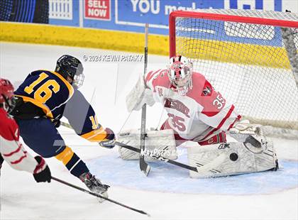 Thumbnail 3 in East Haven vs. Cheshire (CIAC DII Final) photogallery.