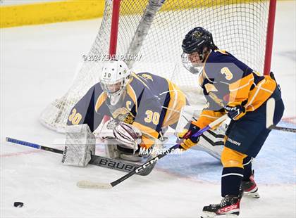 Thumbnail 3 in East Haven vs. Cheshire (CIAC DII Final) photogallery.