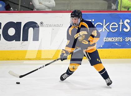 Thumbnail 2 in East Haven vs. Cheshire (CIAC DII Final) photogallery.