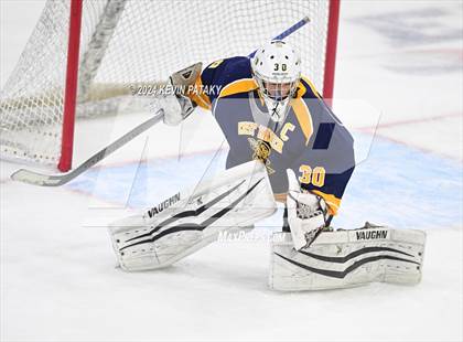 Thumbnail 3 in East Haven vs. Cheshire (CIAC DII Final) photogallery.