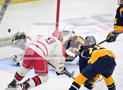 Thumbnail 3 in East Haven vs. Cheshire (CIAC DII Final) photogallery.