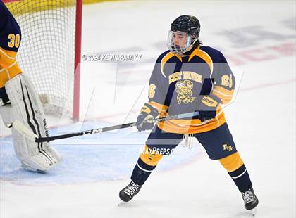 Thumbnail 3 in East Haven vs. Cheshire (CIAC DII Final) photogallery.