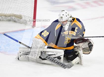 Thumbnail 1 in East Haven vs. Cheshire (CIAC DII Final) photogallery.