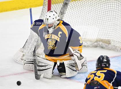 Thumbnail 1 in East Haven vs. Cheshire (CIAC DII Final) photogallery.