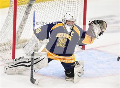 Thumbnail 2 in East Haven vs. Cheshire (CIAC DII Final) photogallery.