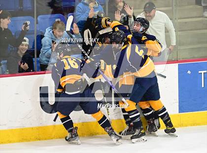 Thumbnail 3 in East Haven vs. Cheshire (CIAC DII Final) photogallery.