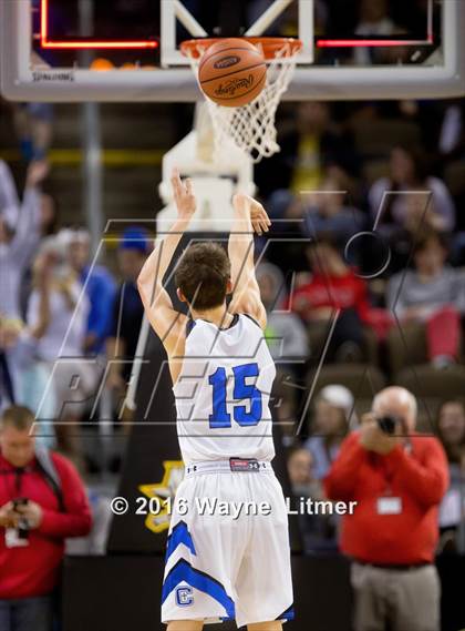 Thumbnail 3 in Newport Central Catholic vs Covington Catholic (Buckeye Charity Classic) photogallery.