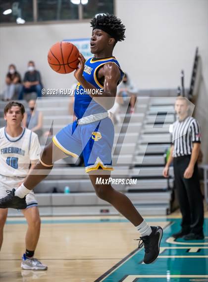 Thumbnail 3 in San Pasqual vs. Pacific Ridge (6th Annual Del Lago Tip Off Classic) photogallery.