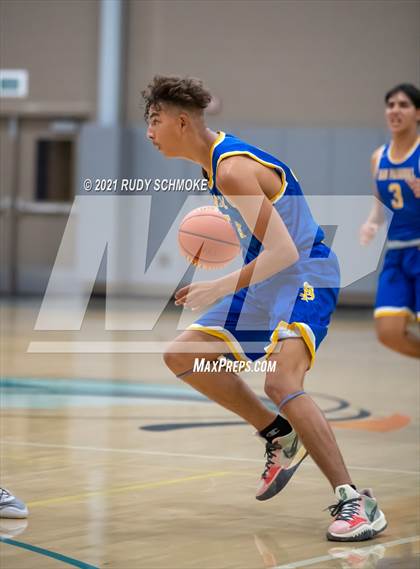 Thumbnail 1 in San Pasqual vs. Pacific Ridge (6th Annual Del Lago Tip Off Classic) photogallery.