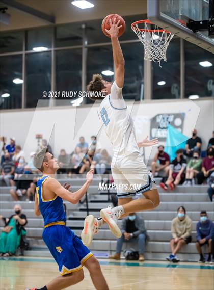 Thumbnail 1 in San Pasqual vs. Pacific Ridge (6th Annual Del Lago Tip Off Classic) photogallery.