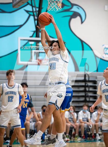 Thumbnail 3 in San Pasqual vs. Pacific Ridge (6th Annual Del Lago Tip Off Classic) photogallery.