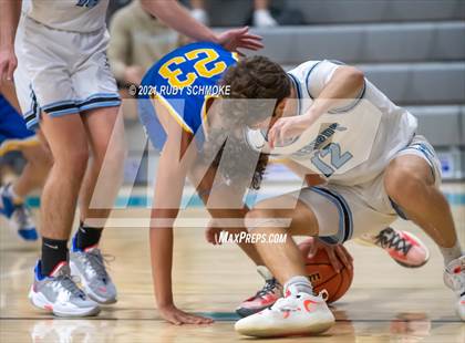 Thumbnail 1 in San Pasqual vs. Pacific Ridge (6th Annual Del Lago Tip Off Classic) photogallery.