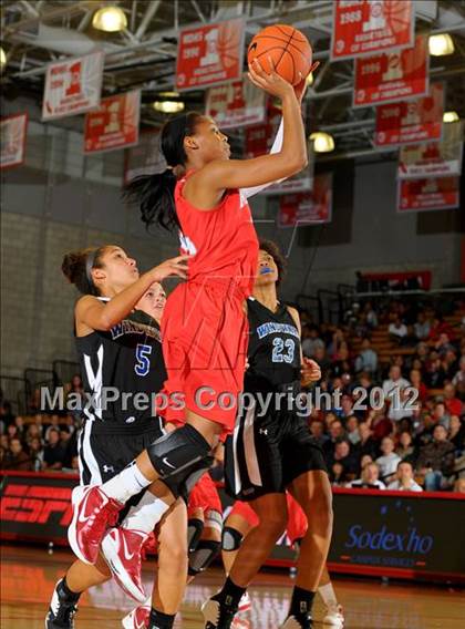 Thumbnail 3 in Windward vs Mater Dei (Nike Extravaganza) photogallery.