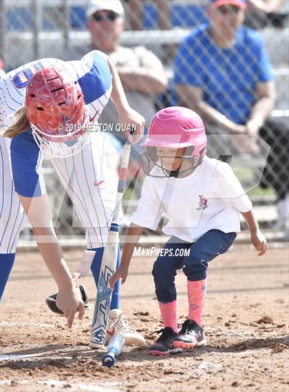Thumbnail 2 in Edison @ Los Alamitos (Game 1) photogallery.
