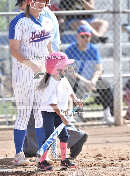 Thumbnail 2 in Edison @ Los Alamitos (Game 1) photogallery.