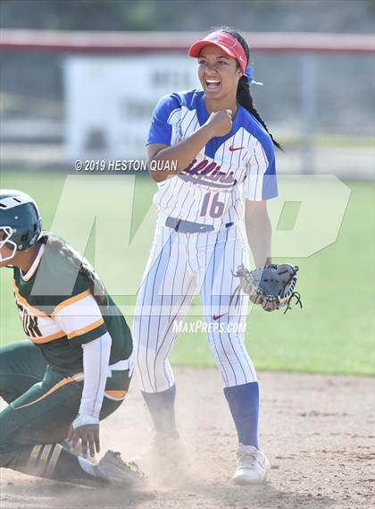 Thumbnail 1 in Edison @ Los Alamitos (Game 1) photogallery.