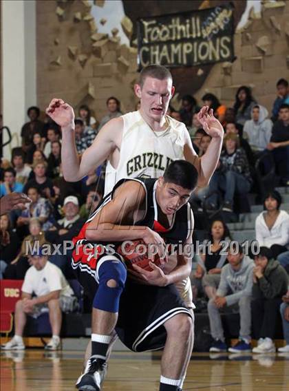 Thumbnail 1 in Sierra Vista @ Golden Valley (CIF SS Playoffs) photogallery.