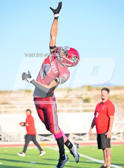Thumbnail 2 in Sweetwater @ Olympian photogallery.